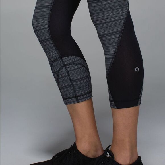 Lululemon Run: Inspire Crop II (Mesh) in Cyber Stripe Deep Coal Black - Picture 8 of 11